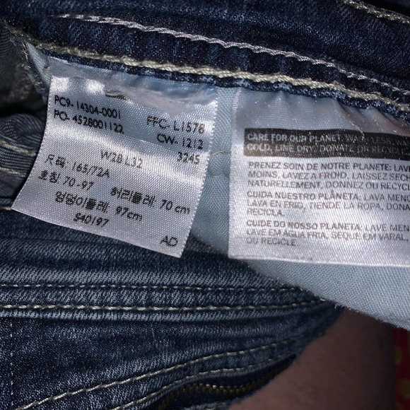Levi’s Medium Wash Demi Curve Low Rise Skinny Jeans Tag 28 x 32 ( 30 X 30) - Picture 10 of 11